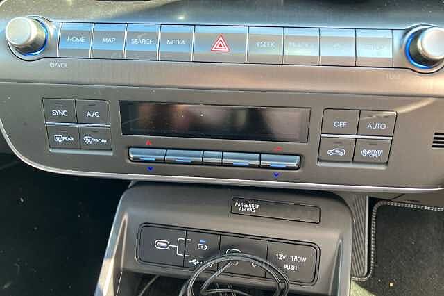 Hyundai KONA ULTIMATE Blue