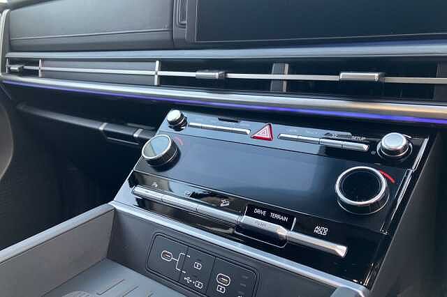 Hyundai SANTA FE PREMIUM Black