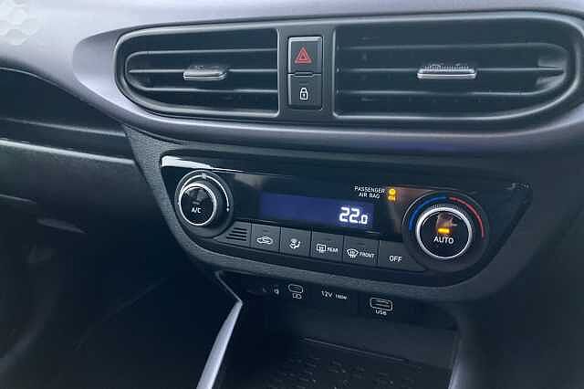 Hyundai i10 PREMIUM