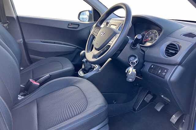 Hyundai i10 1.0 SE 5dr