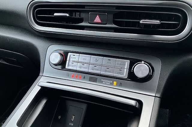 Hyundai Kona PREMIUM