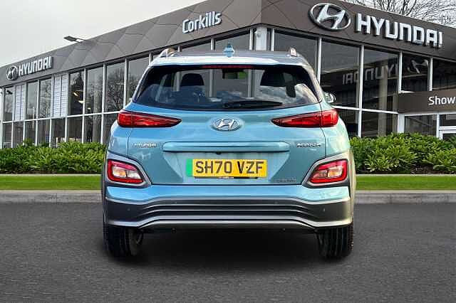 Hyundai Kona SE