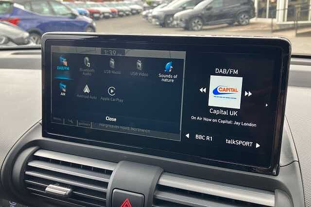 Hyundai Inster 02