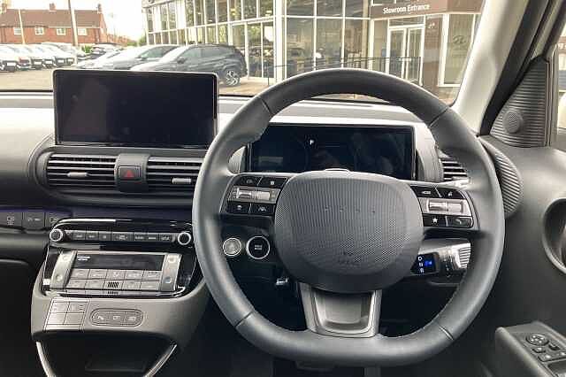 Hyundai Inster 02