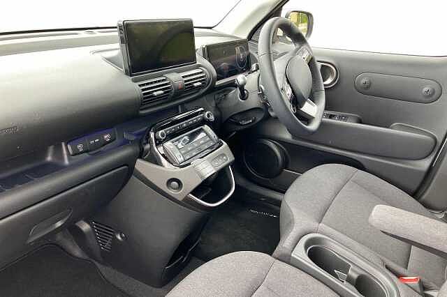 Hyundai Inster 02