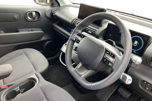 Hyundai Inster 02
