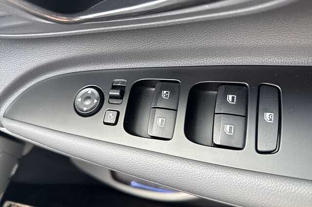 Hyundai Bayon T-GDI TECH LINE