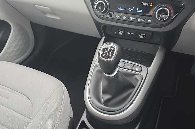 Hyundai i10 PREMIUM