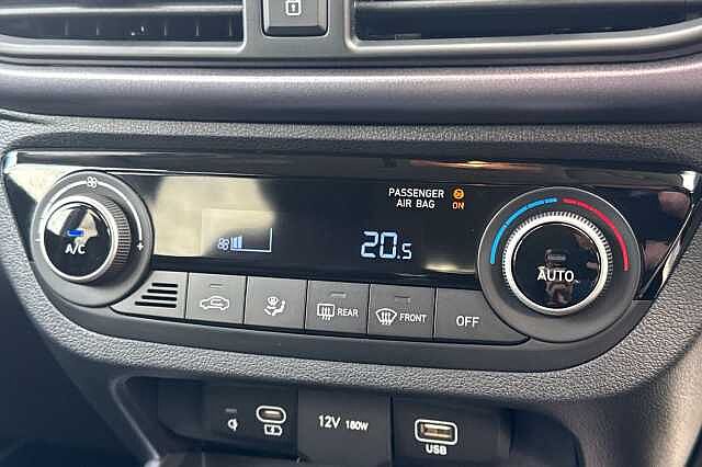Hyundai i10 PREMIUM