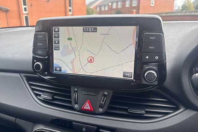 Hyundai i30 T-GDI SE NAV